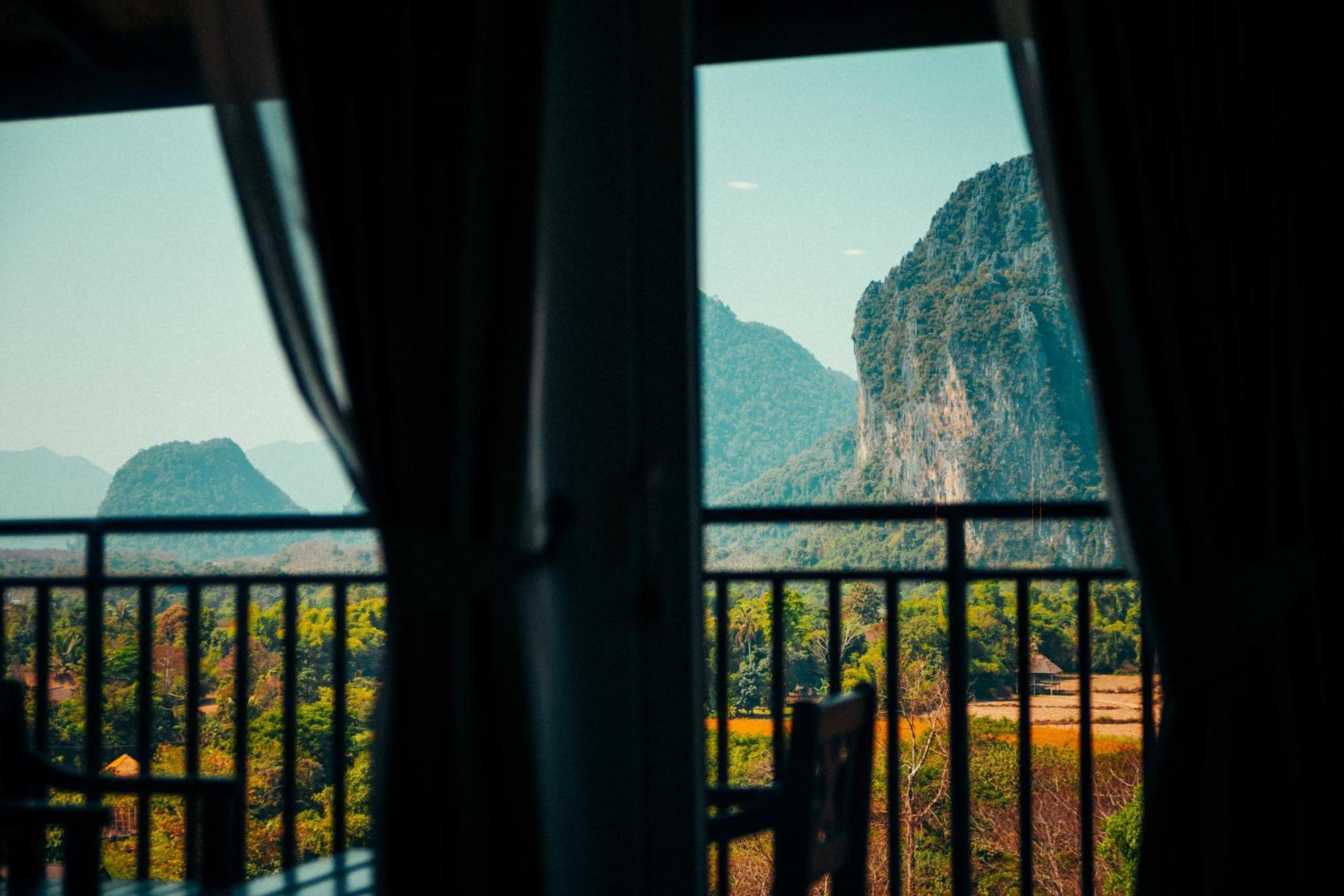 The Elephant Crossing Hotel Vang Vieng Exterior foto