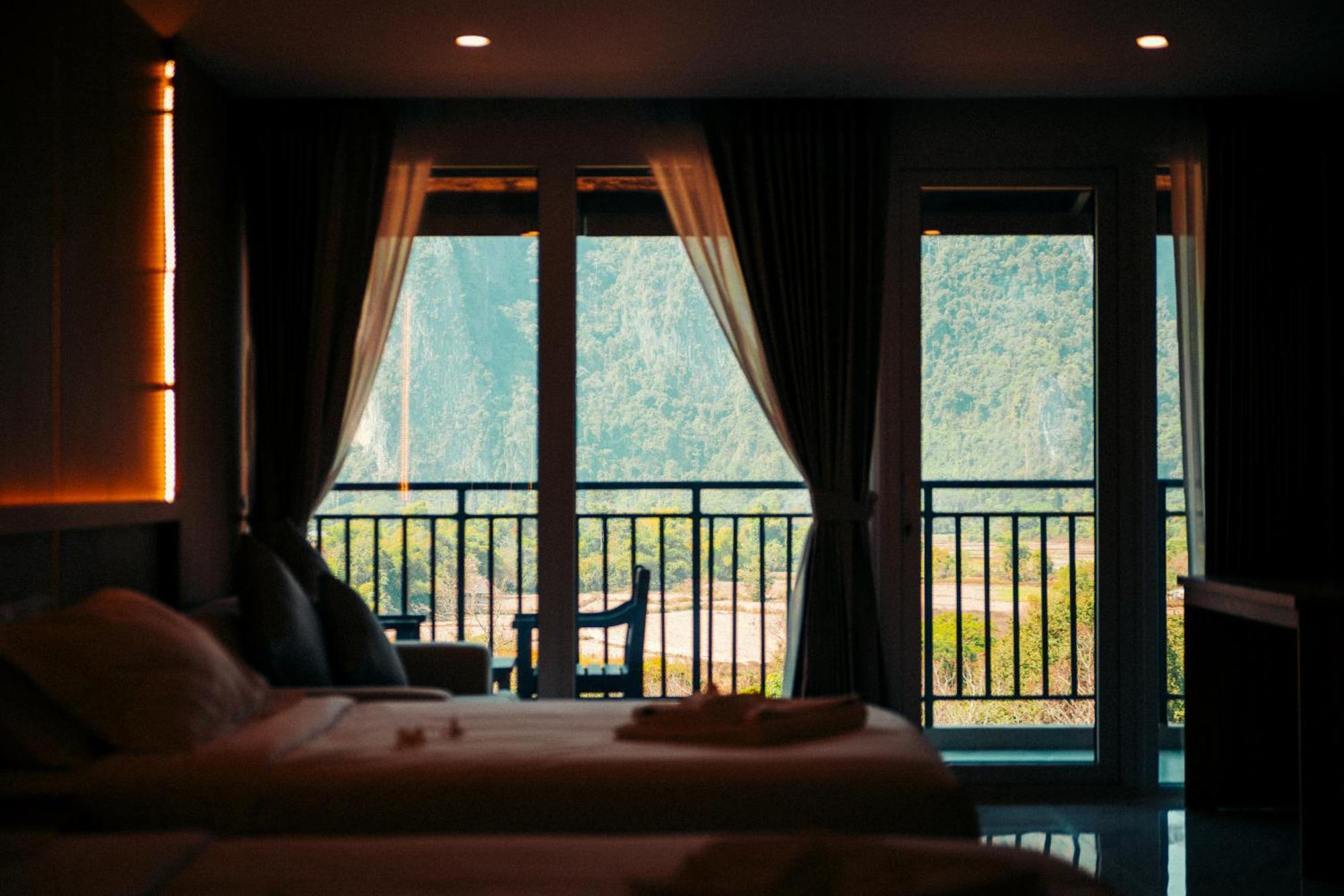 The Elephant Crossing Hotel Vang Vieng Exterior foto