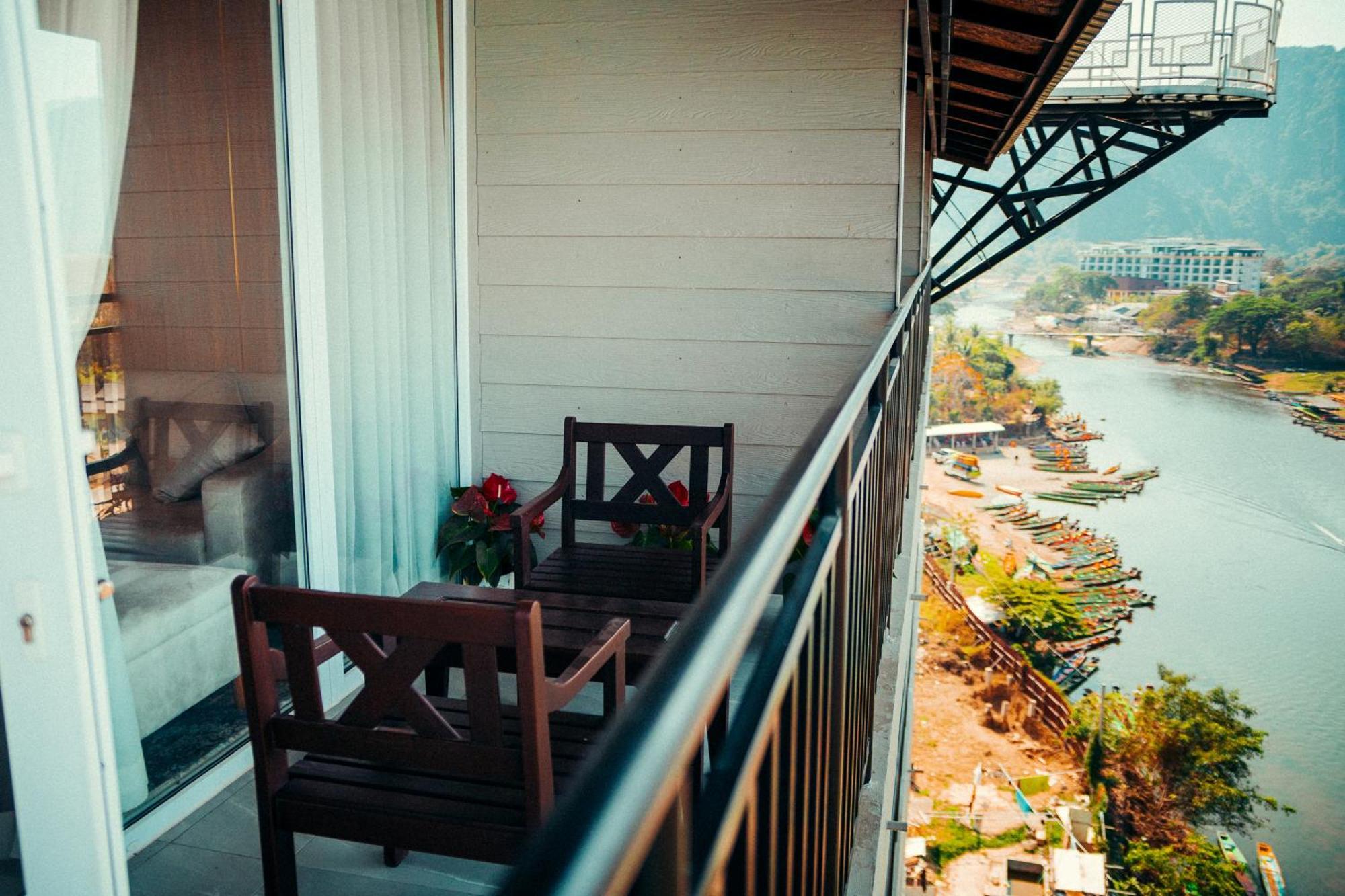 The Elephant Crossing Hotel Vang Vieng Exterior foto